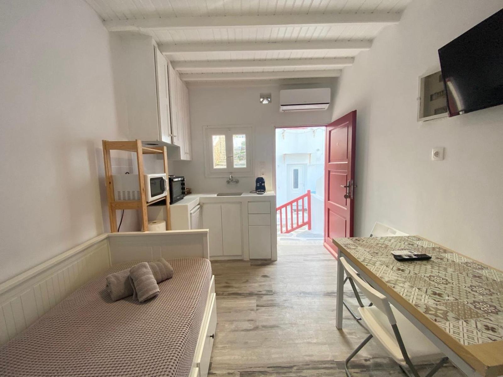 Elenitas Town House With Balcony And Sea View Apartamento Mykonos Town Exterior foto