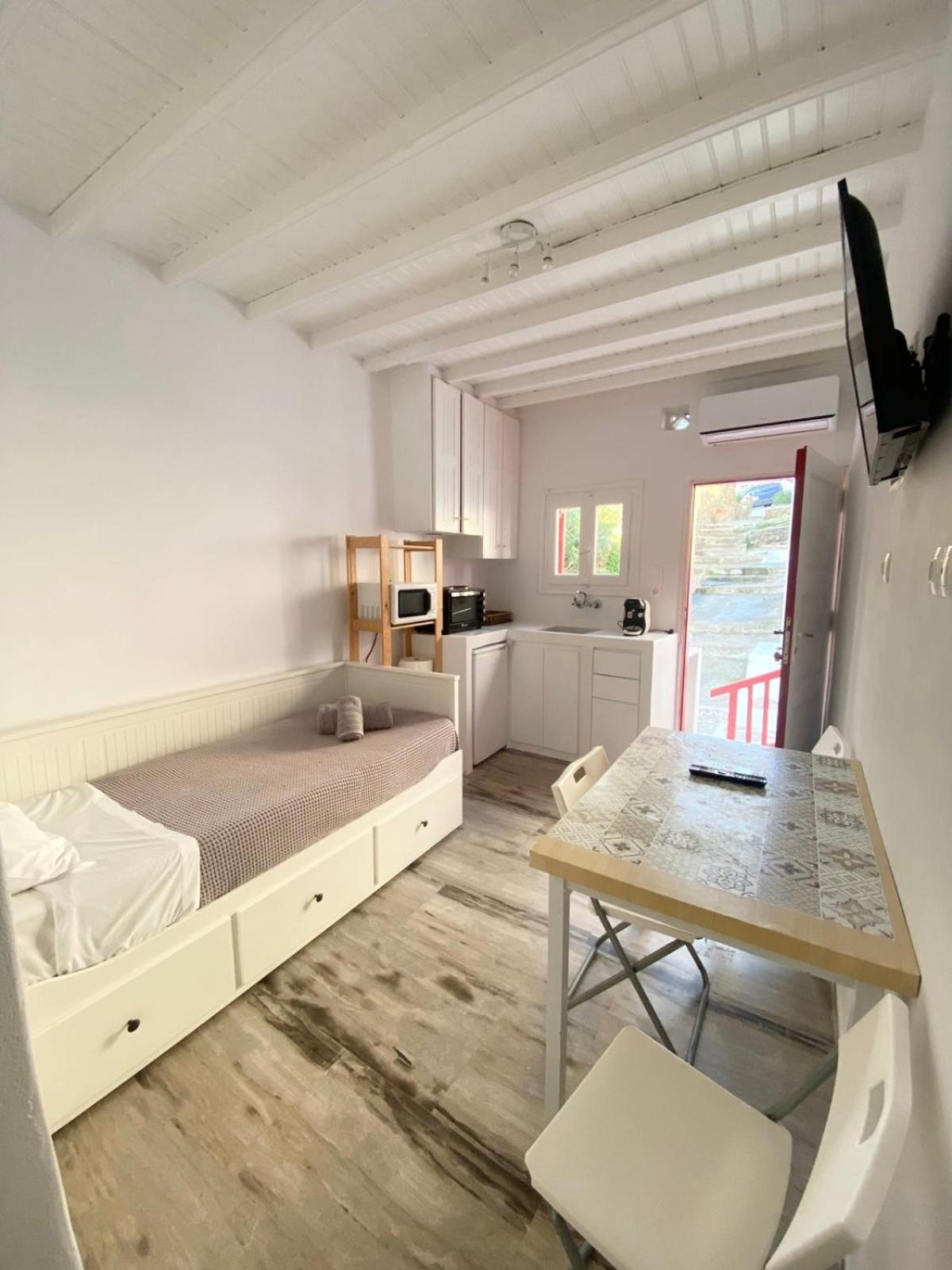 Elenitas Town House With Balcony And Sea View Apartamento Mykonos Town Exterior foto